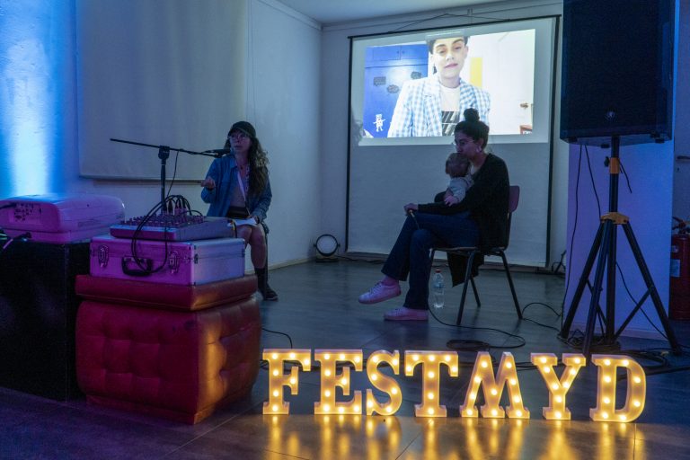 Conversatorio de la Primera muestra territorial en Quillota - Centro Promo del Segundo Festival de Cine de Mujeres y Diversidades junto a SAFO